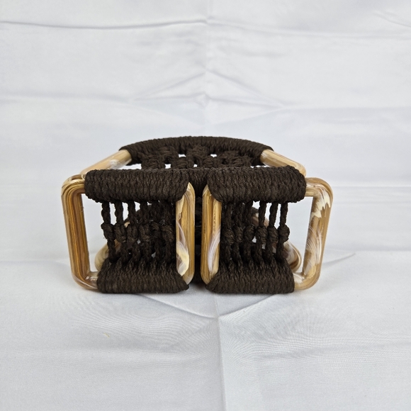 Vintage Macrame Napkin holder, retro napkin holder, brown fabric, napkin caddy - Picture 6 of 10